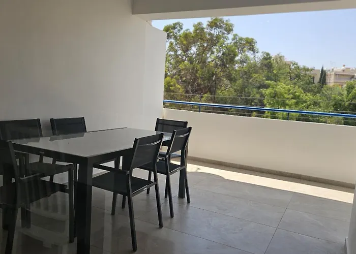 Stay Local Apartment